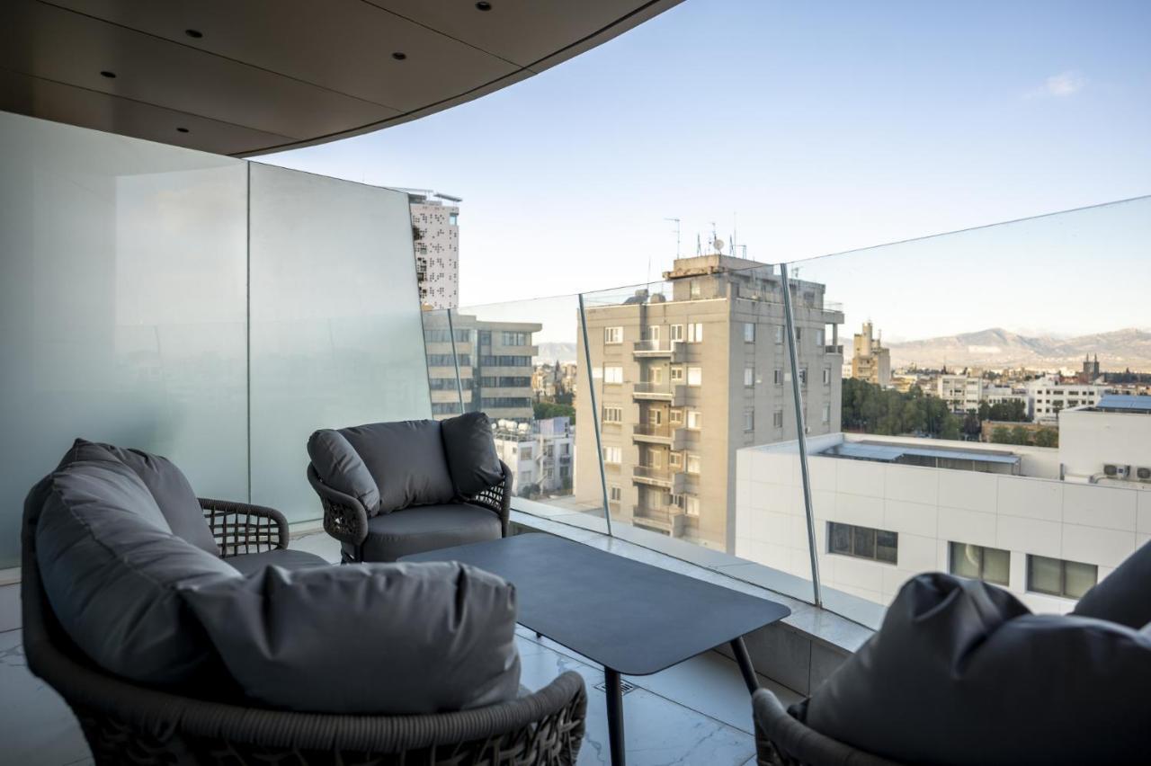 360 Nicosia - 1 Bedroom Luxurious Residence Exteriör bild