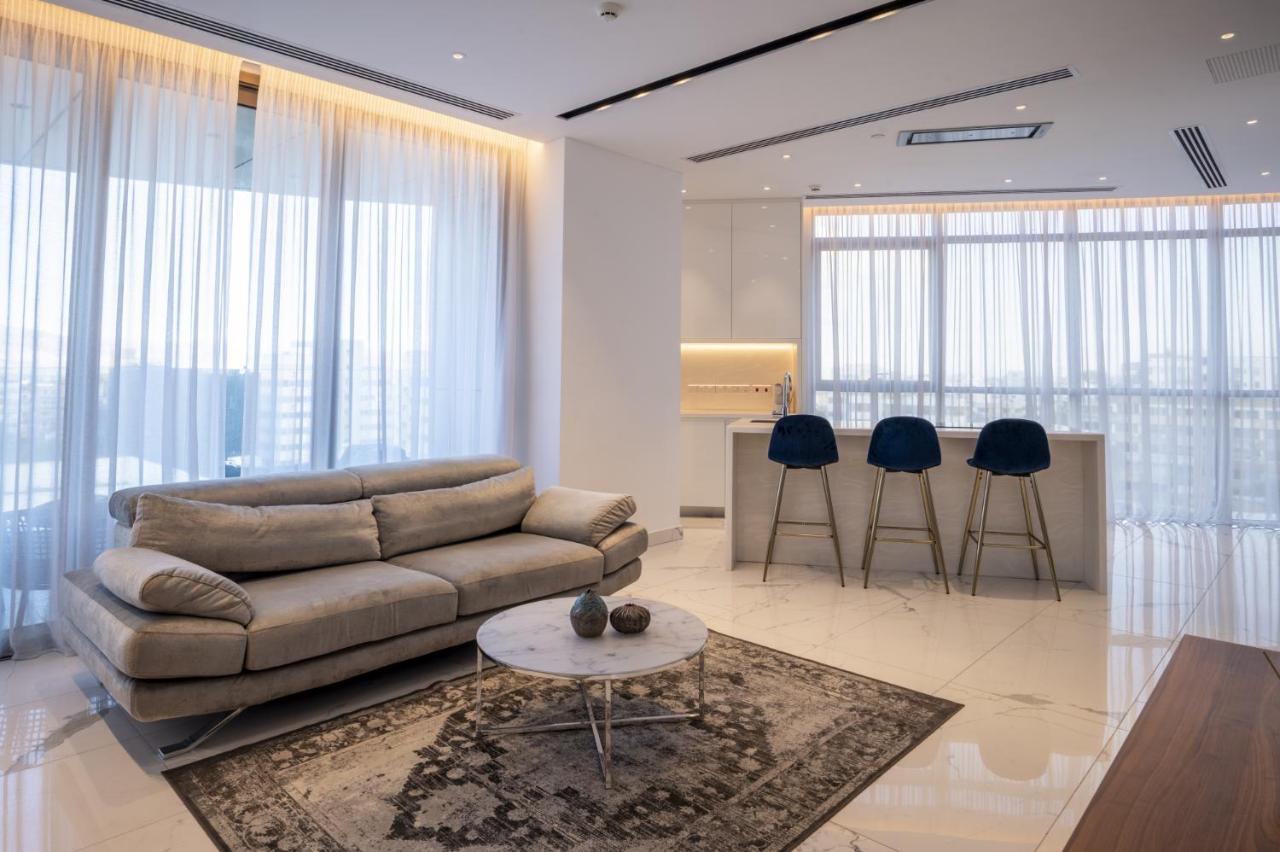 360 Nicosia - 1 Bedroom Luxurious Residence Exteriör bild